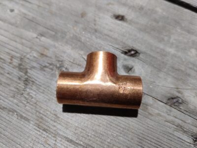 Kapillaari t-yhde 18