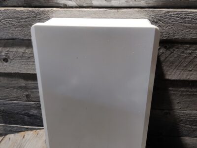 Seinäkaappi sulakkeille