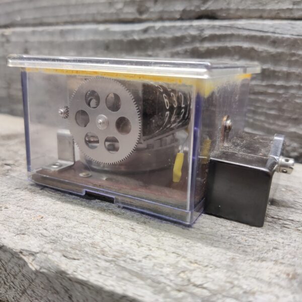 AEG tuntimittari 02 AEG tuntimittari 02