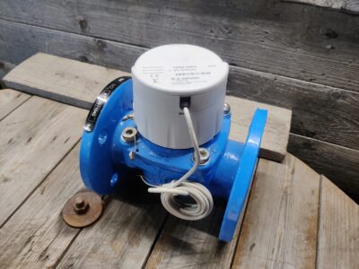 Vesimittari IWM-MB4 Langallisella M-BUS-moduulilla