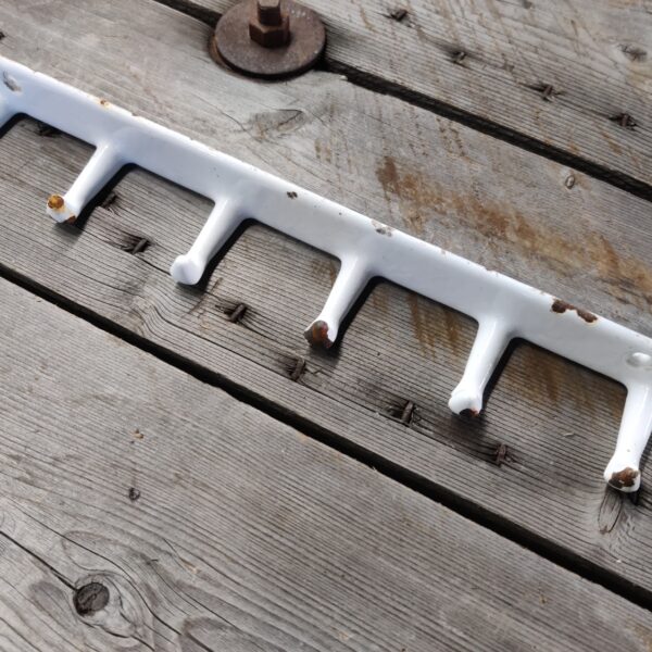 emalinaulakko 6 koukkua viallinen